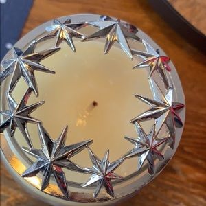 Set of 2 yankee candle illuma lids. One used and one new